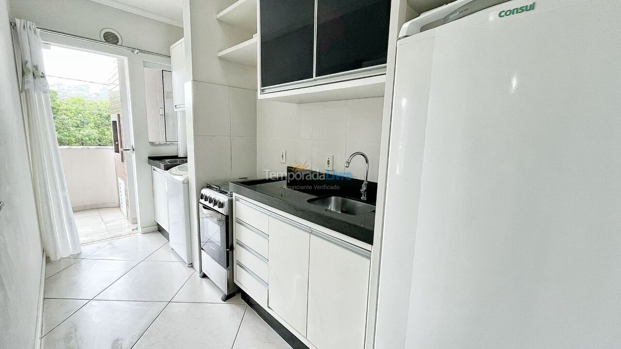 Apartment for vacation rental in Bombinhas (Praia de Bombas)