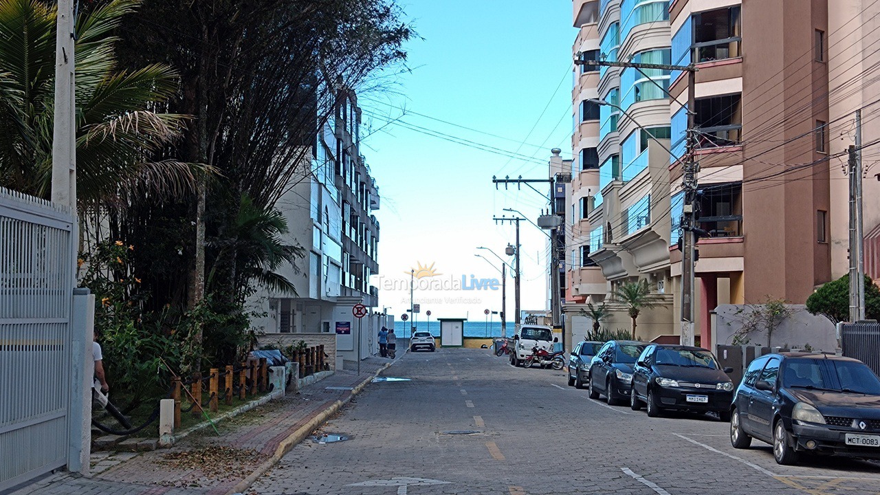 Apartamento para alquiler de vacaciones em Itapema (Meia Praia)