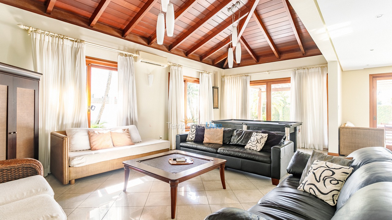 House for vacation rental in Florianopolis (Jurerê Internacional)