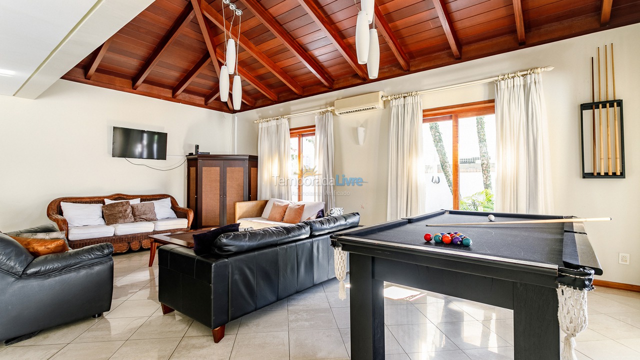 House for vacation rental in Florianopolis (Jurerê Internacional)