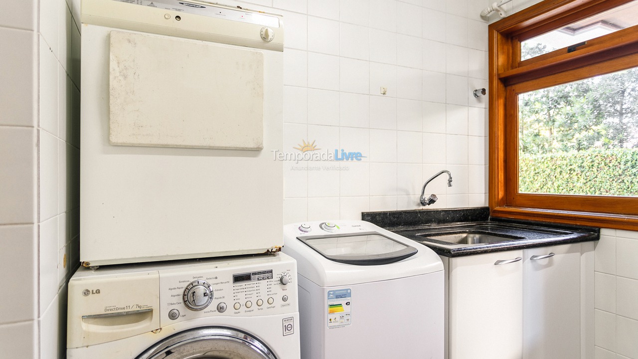 House for vacation rental in Florianopolis (Jurerê Internacional)