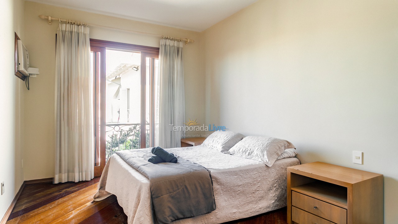 House for vacation rental in Florianopolis (Jurerê Internacional)