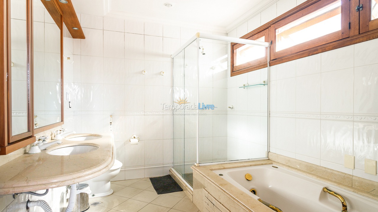 House for vacation rental in Florianopolis (Jurerê Internacional)