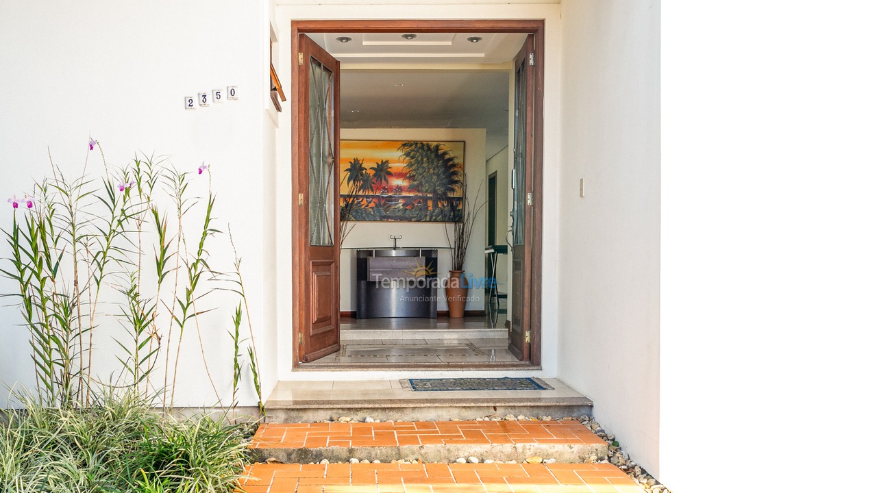 House for vacation rental in Florianopolis (Jurerê Internacional)