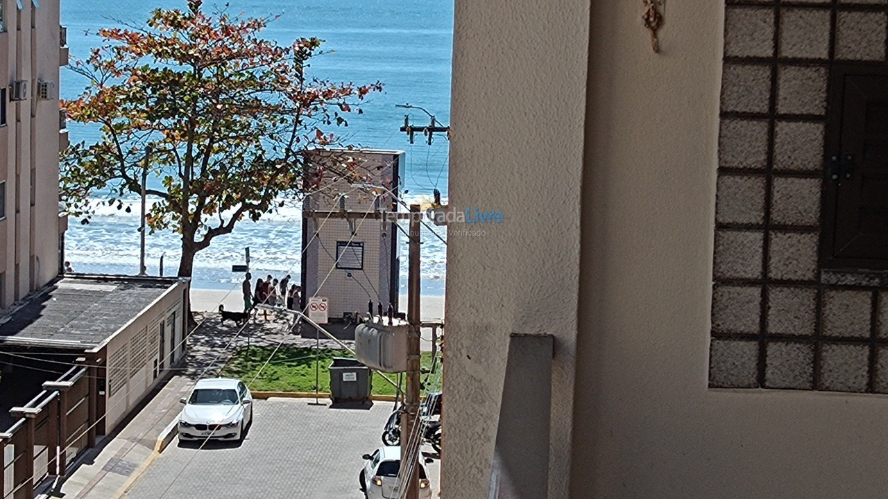 Apartamento para aluguel de temporada em Itapema (Meia Praia)