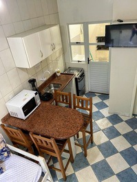 APARTMENT 02 80 M FROM MARISCAL BEACH - RUA CONEIBA