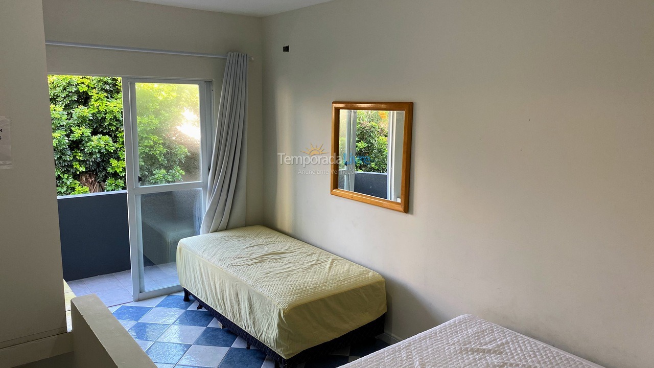 Apartment for vacation rental in Bombinhas (Mariscal)