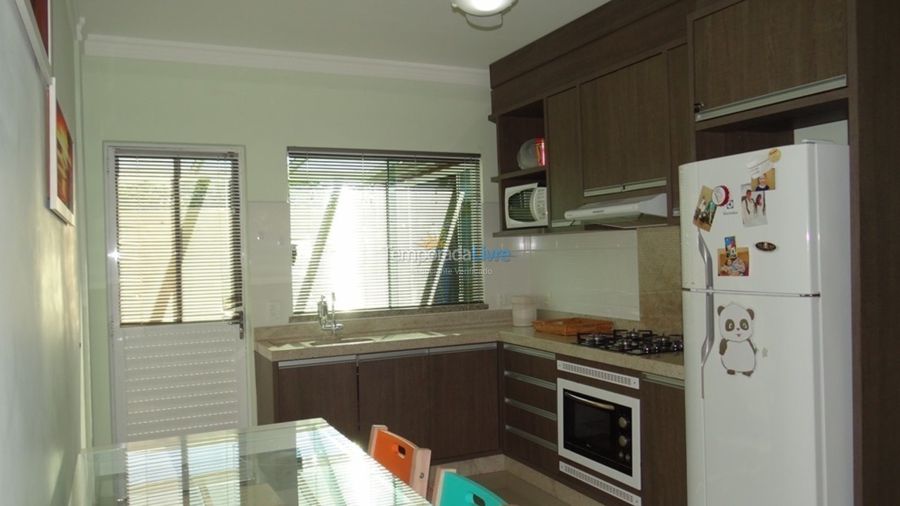 Apartamento para alquiler de vacaciones em Bombinhas (Mariscal)