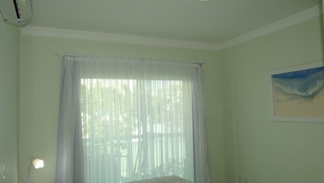 Adosado de 2 dormitorios a 200m de la playa de Mariscal