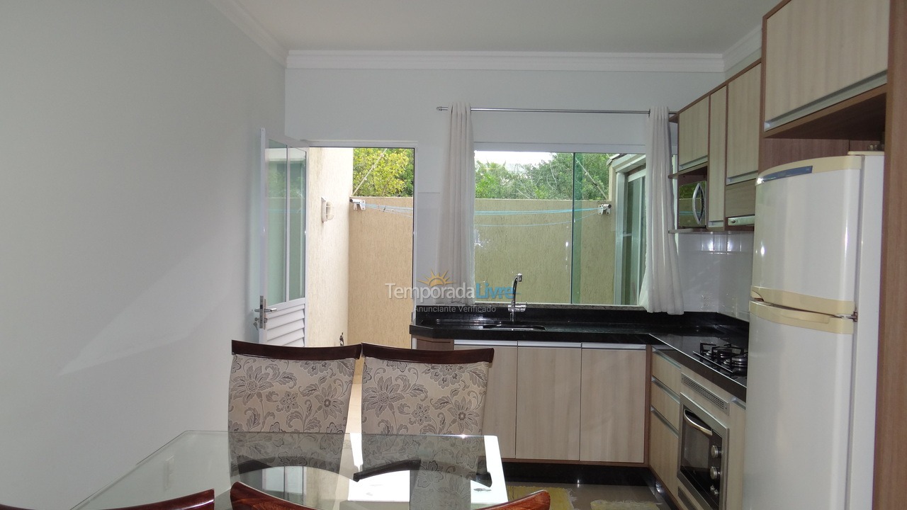 Apartamento para aluguel de temporada em Bombinhas (Mariscal)