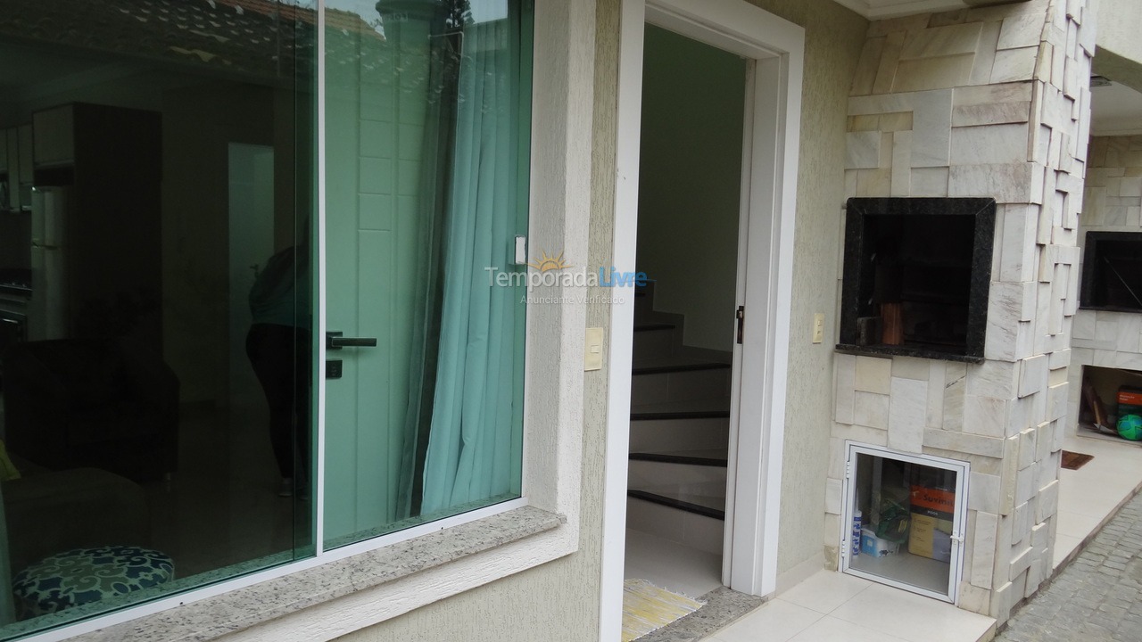 Apartamento para aluguel de temporada em Bombinhas (Mariscal)