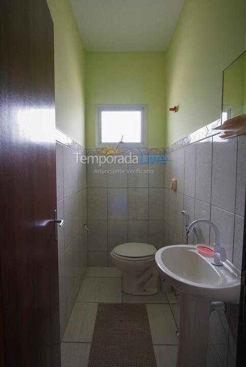 Casa para aluguel de temporada em Itapoá (Barra do Saí)