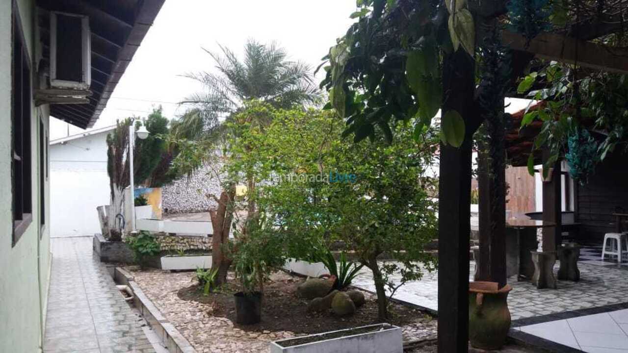 Casa para alquiler de vacaciones em Florianopolis (Praia dos Ingleses)