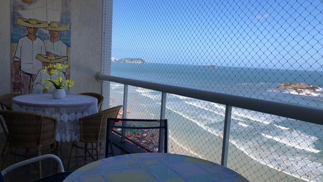 Maravilloso apartamento frente al mar.