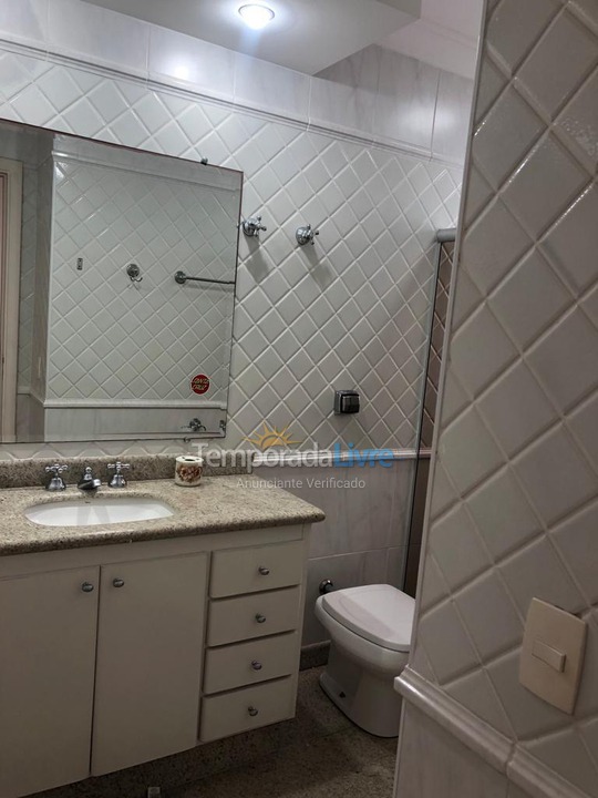 Apartamento para alquiler de vacaciones em Guarujá (Pitangueiras)