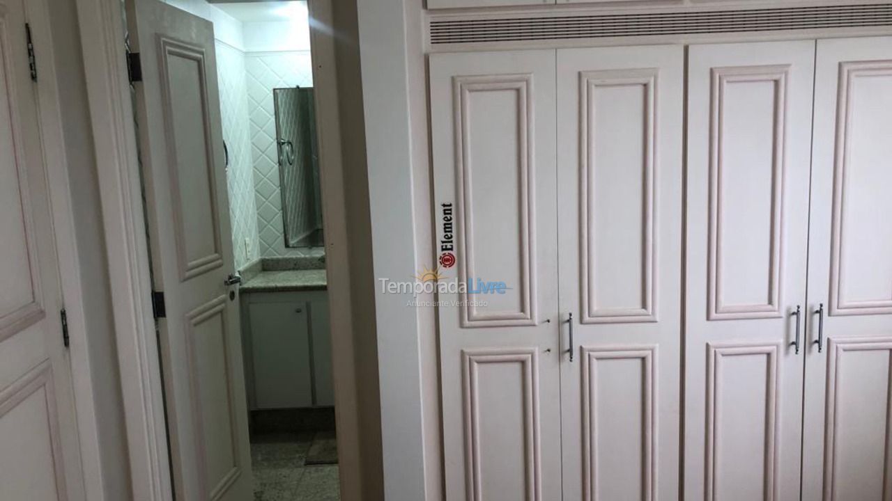 Apartamento para alquiler de vacaciones em Guarujá (Pitangueiras)