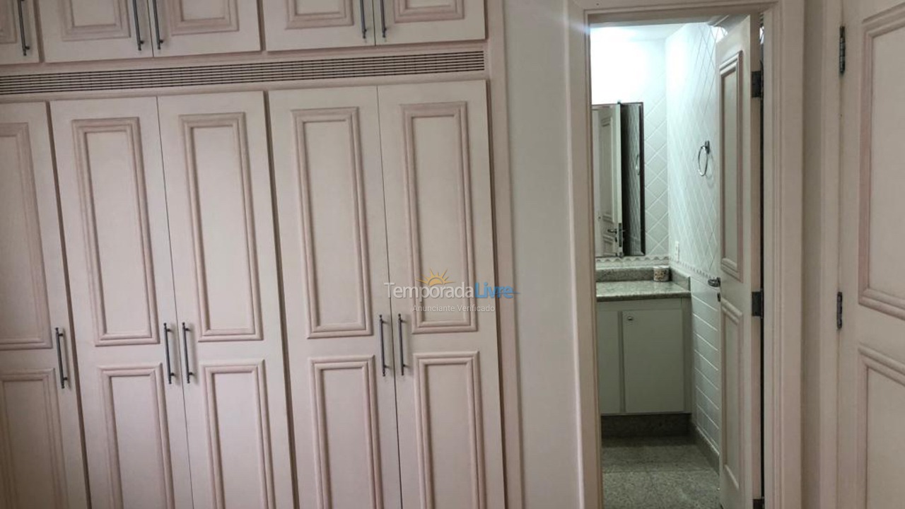 Apartamento para alquiler de vacaciones em Guarujá (Pitangueiras)