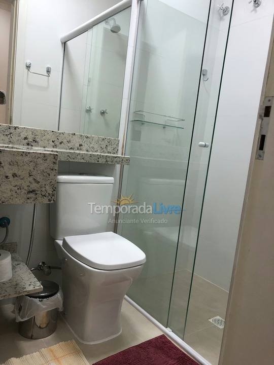 Apartamento para aluguel de temporada em Guarujá (Pitangueiras)