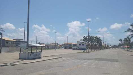 Casa de andar com 3/4 na praia da caueira a 200 m da areia