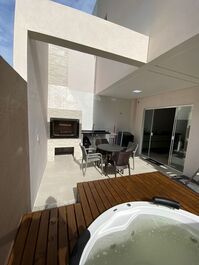 2 Bedroom Townhouse with Jacuzzi in Mariscal