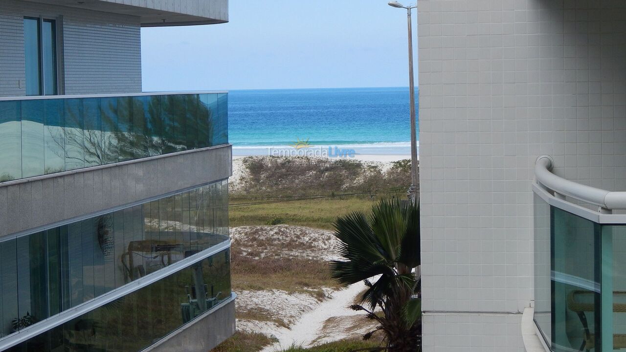 Apartamento para aluguel de temporada em Cabo Frio (Algodoal)