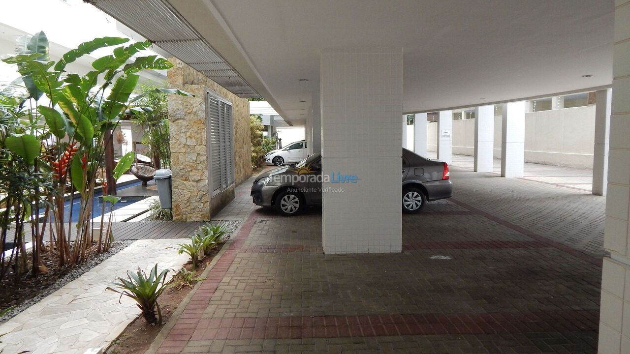 Apartamento para aluguel de temporada em Cabo Frio (Algodoal)