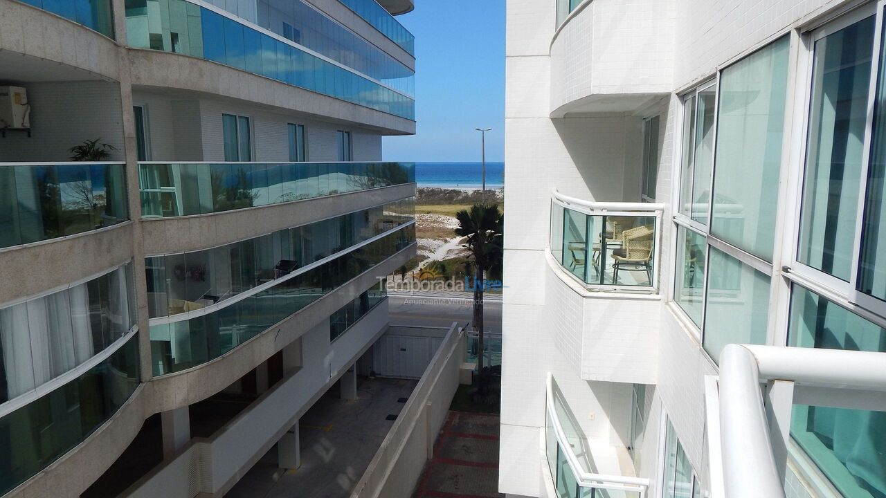 Apartamento para aluguel de temporada em Cabo Frio (Algodoal)