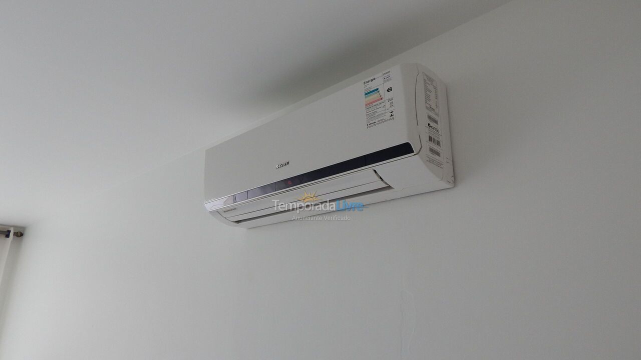 Apartamento para aluguel de temporada em Cabo Frio (Algodoal)