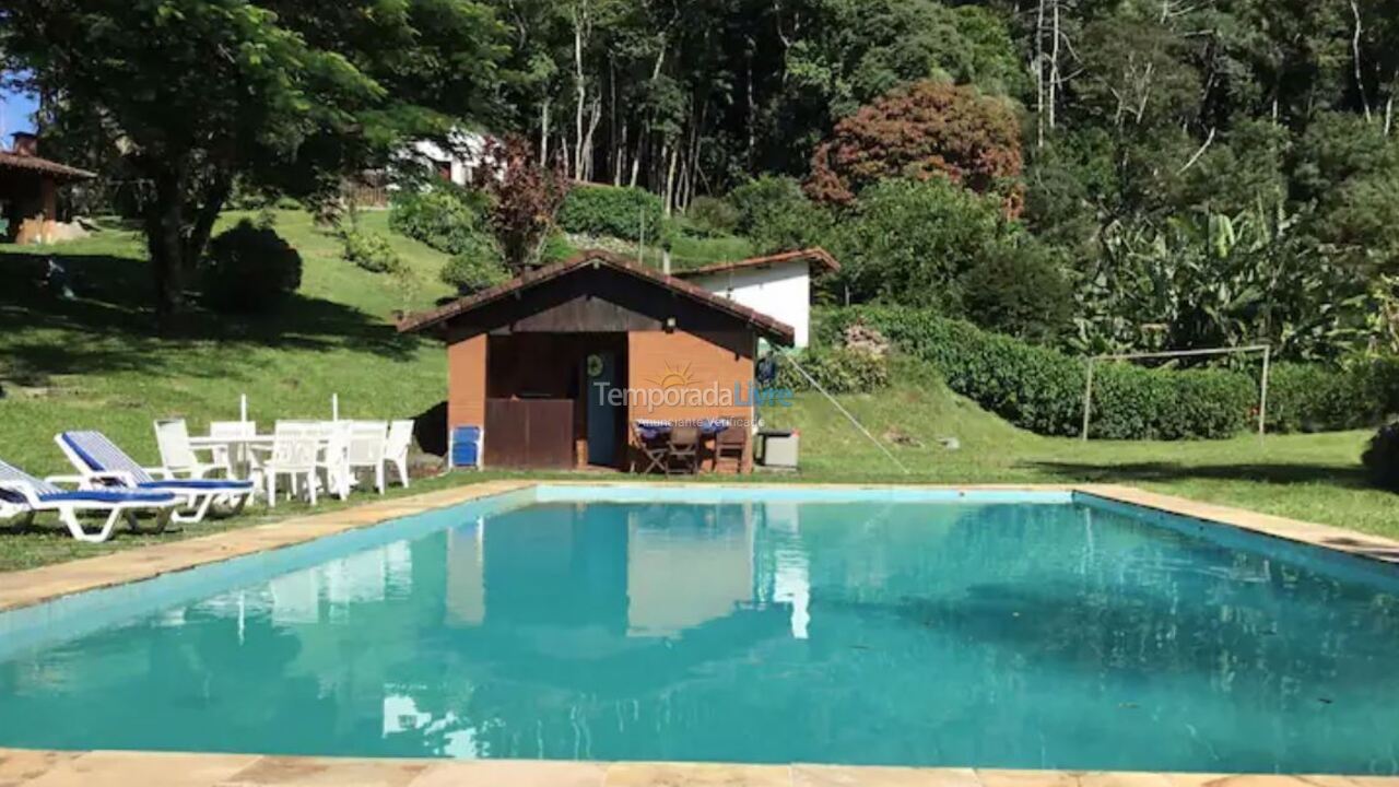 Chácara / sítio para aluguel de temporada em Nova Friburgo (Rio Bonito de Lumiar)