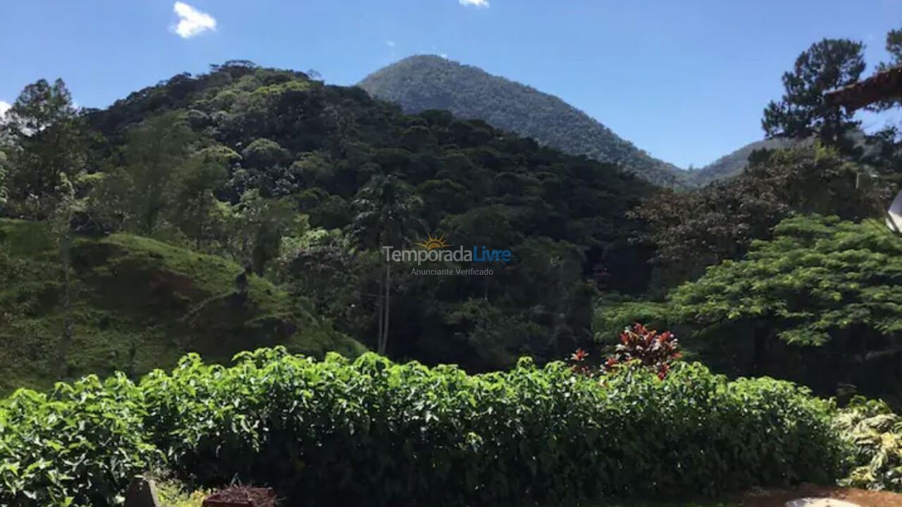 Chácara / sítio para aluguel de temporada em Nova Friburgo (Rio Bonito de Lumiar)