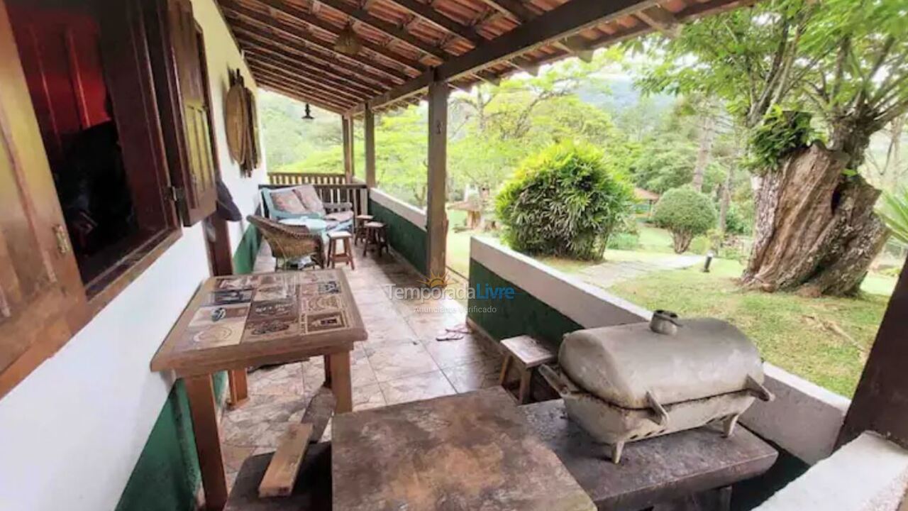 Chácara / sítio para aluguel de temporada em Nova Friburgo (Rio Bonito de Lumiar)