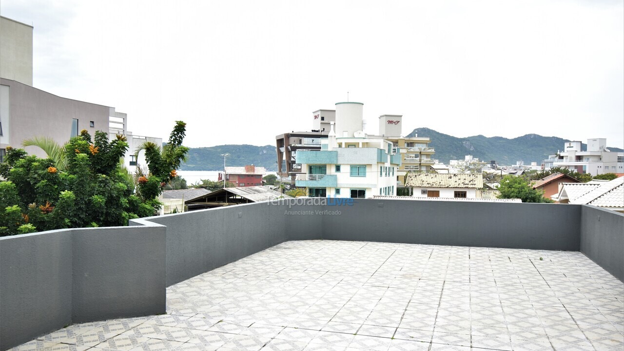 Apartment for vacation rental in Bombinhas (Mariscal)