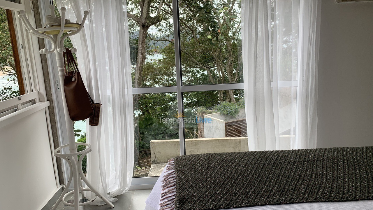 Casa para alquiler de vacaciones em Ubatuba (Praia do Tenório)