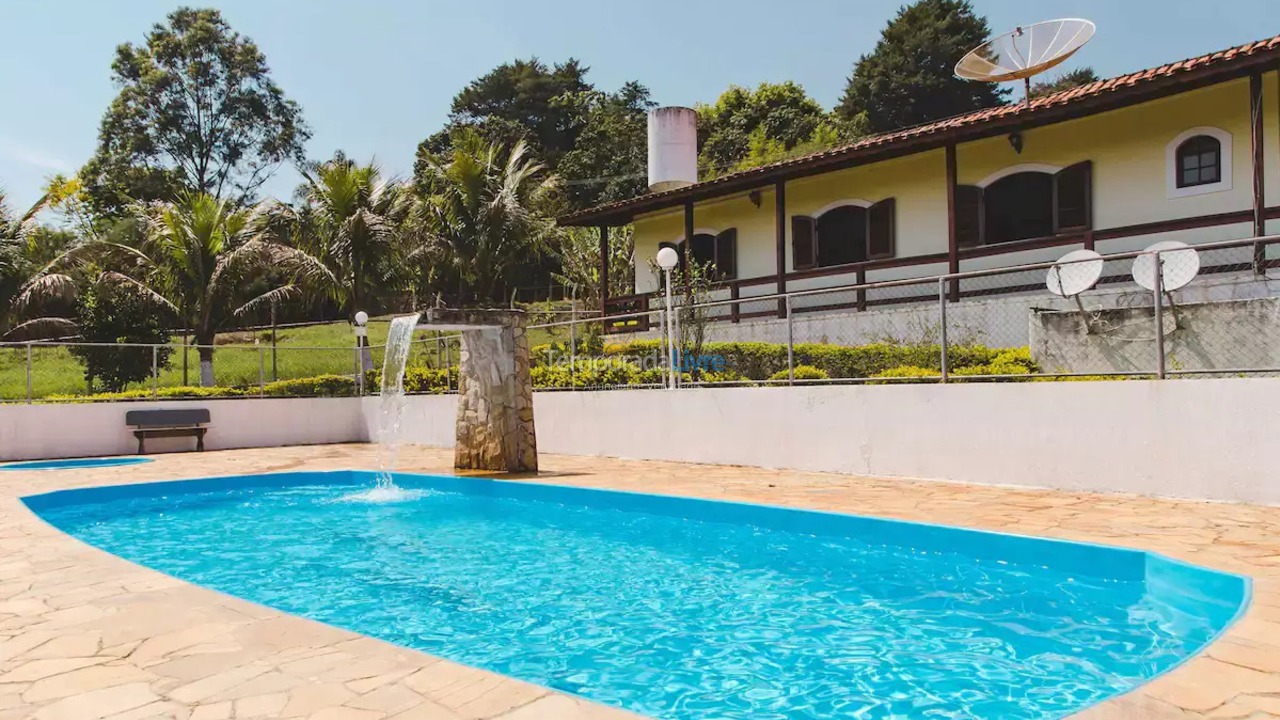 Chácara / sítio para aluguel de temporada em Atibaia (Chácaras Fernão Dias)