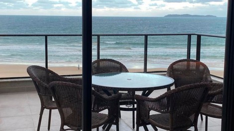 ATICO CON HERMOSA VISTA AL MAR