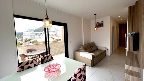 APARTAMENTO SOBRE AVENIDA - HERMOSA VISTA AL MAR