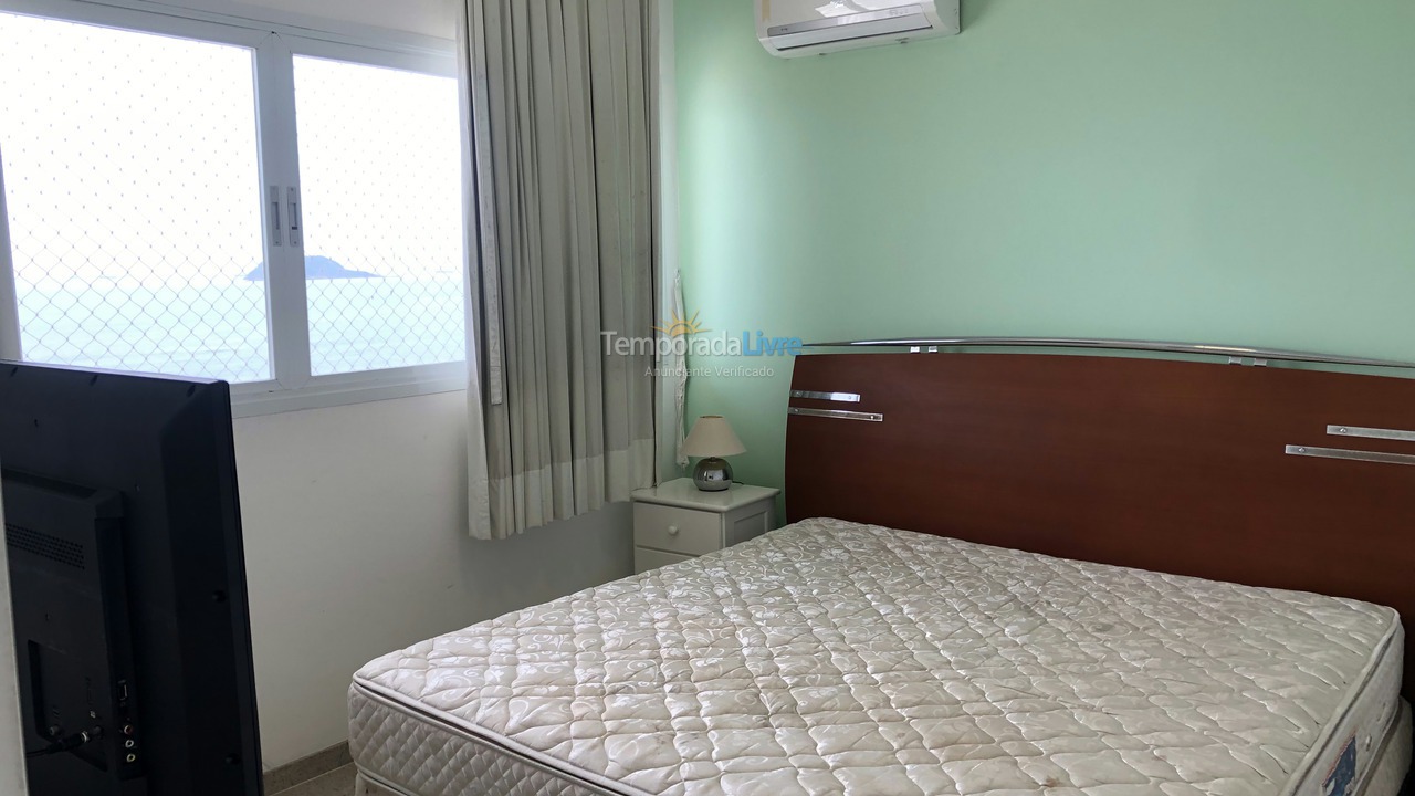 Apartamento para aluguel de temporada em Guarujá (Pitangueiras)