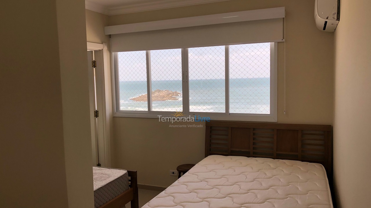 Apartamento para alquiler de vacaciones em Guarujá (Pitangueiras)