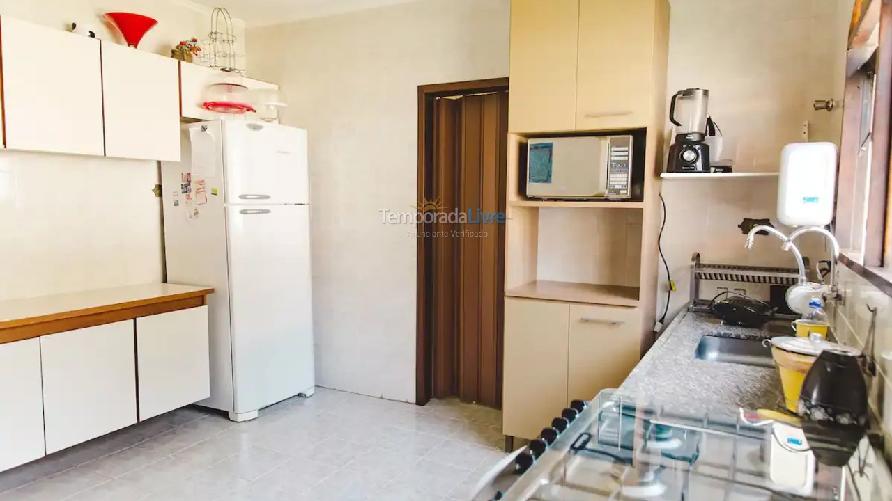 Chácara / sítio para aluguel de temporada em Atibaia (Chácaras Fernão Dias)