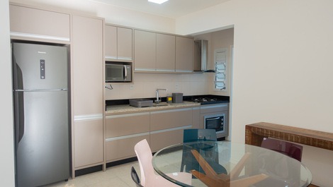 APARTAMENTO LINDO NA DOURADOS EM JURERÊ INTERNACIONAL