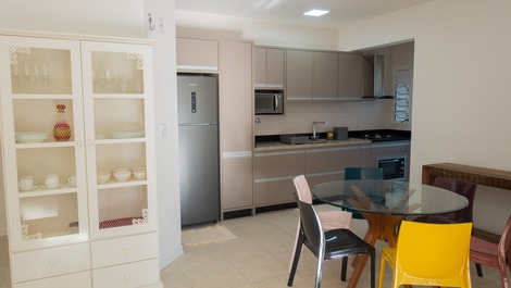 APARTAMENTO LINDO NA DOURADOS EM JURERÊ INTERNACIONAL