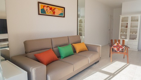 APARTAMENTO LINDO NA DOURADOS EM JURERÊ INTERNACIONAL