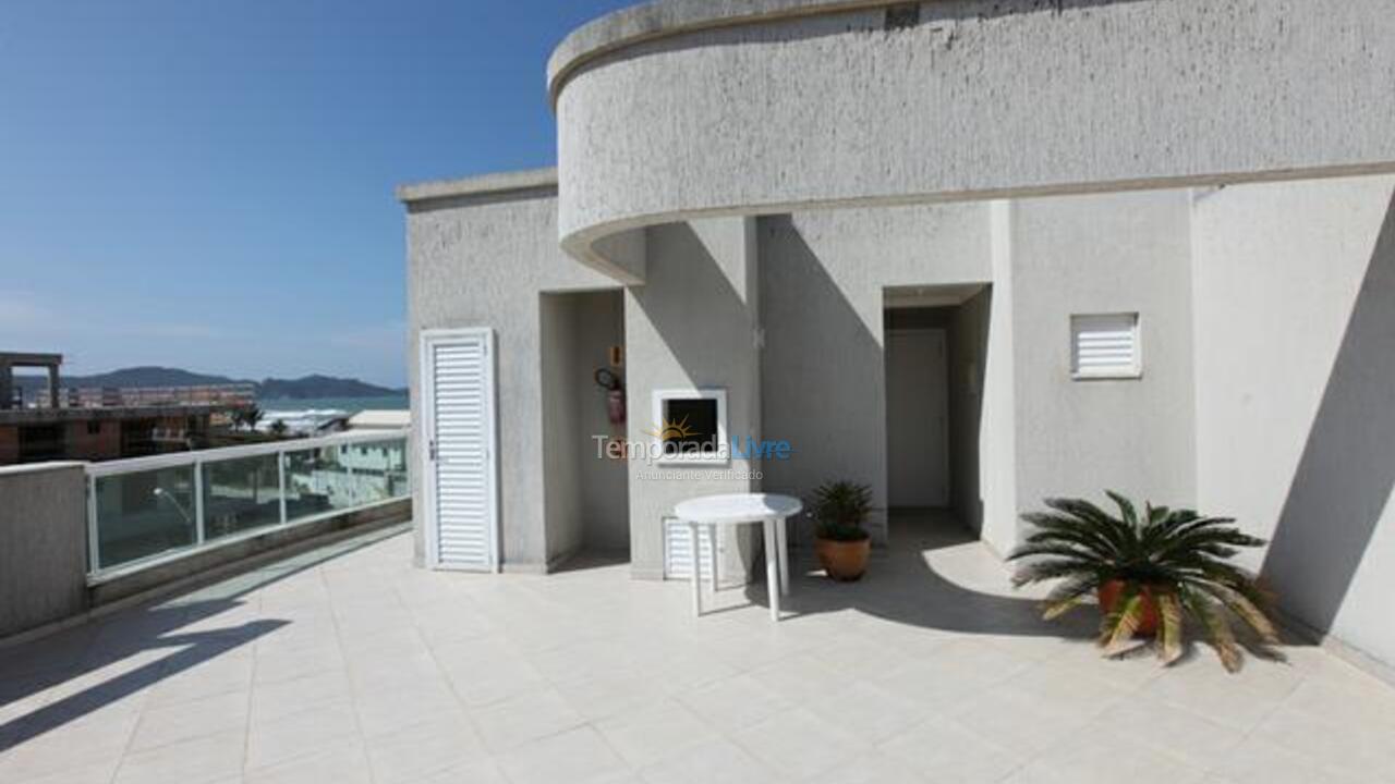 Apartamento para aluguel de temporada em Bombinhas (Canto Grande)