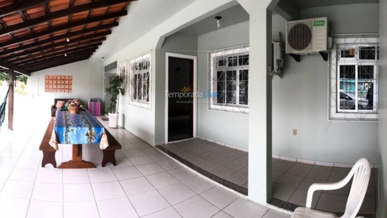 Casa para aluguel de temporada em Palhoça (Pinheira Mar Aberto)