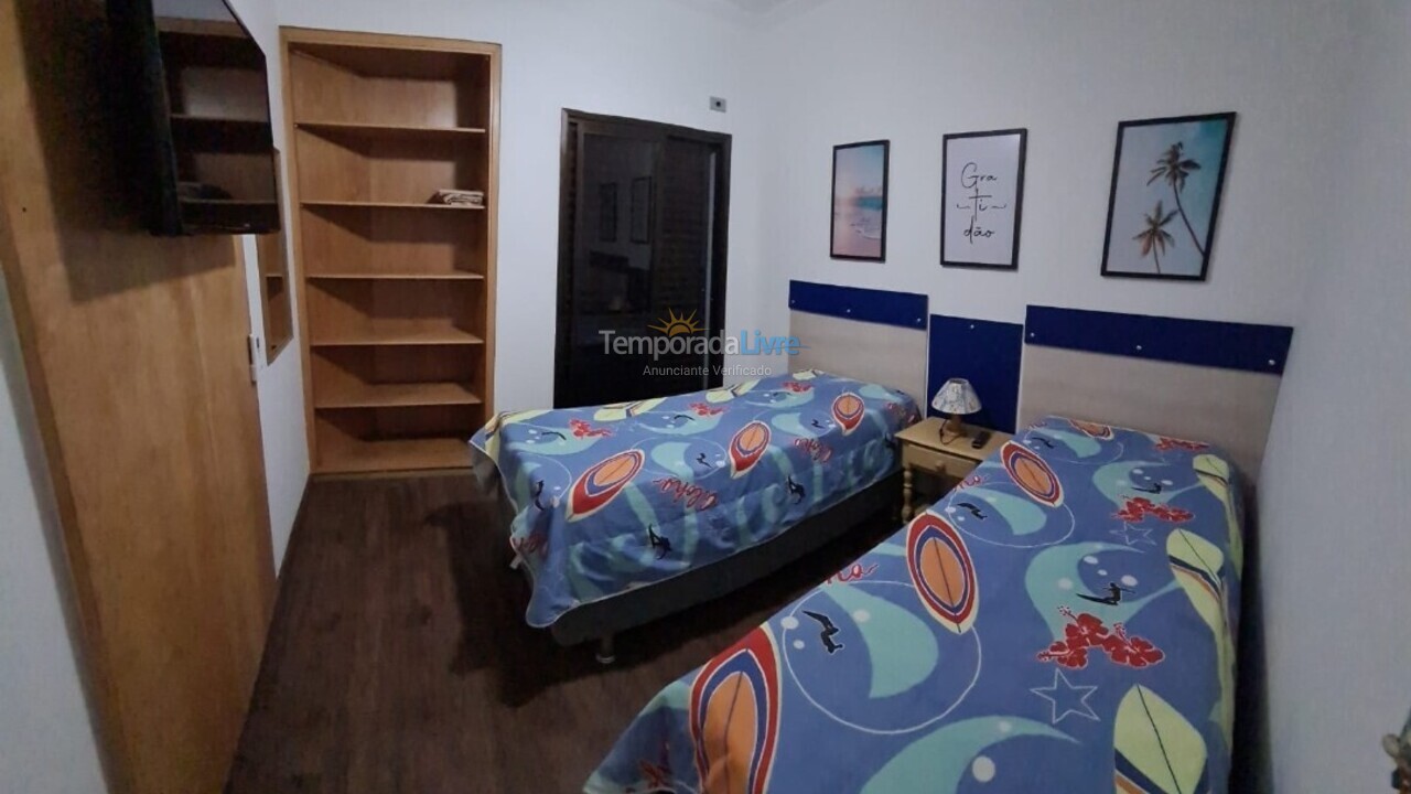 Apartment for vacation rental in Guarujá (Enseada)
