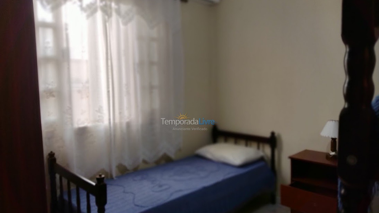 Casa para aluguel de temporada em Bombinhas (Canto Grande)