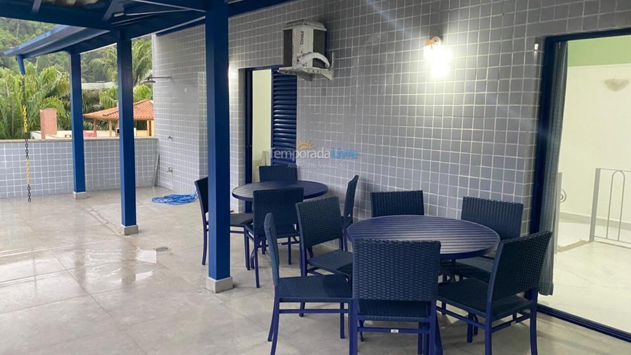 Apartment for vacation rental in Ubatuba (Praia Grande)