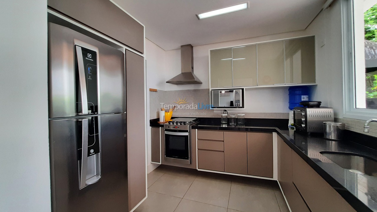 Apartamento para aluguel de temporada em São Sebastião (Maresias)