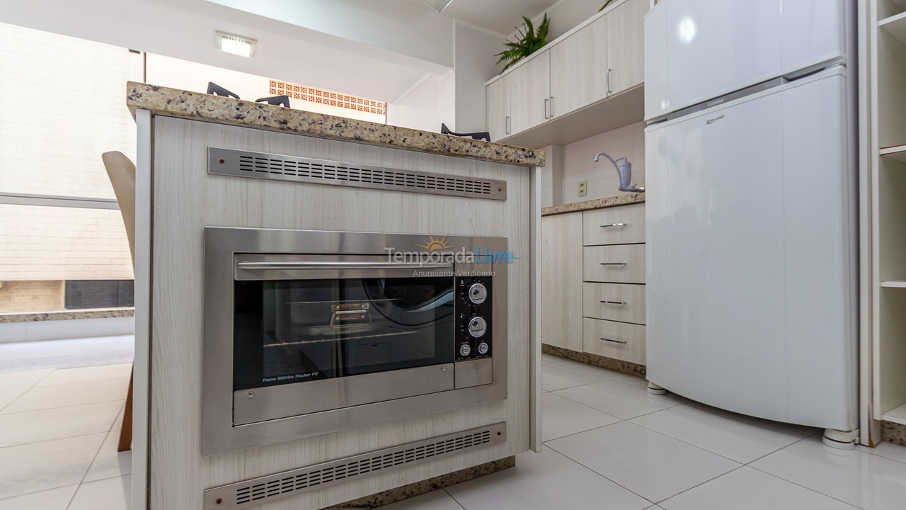 Apartment for vacation rental in Balneário Camboriú (Praia Central)