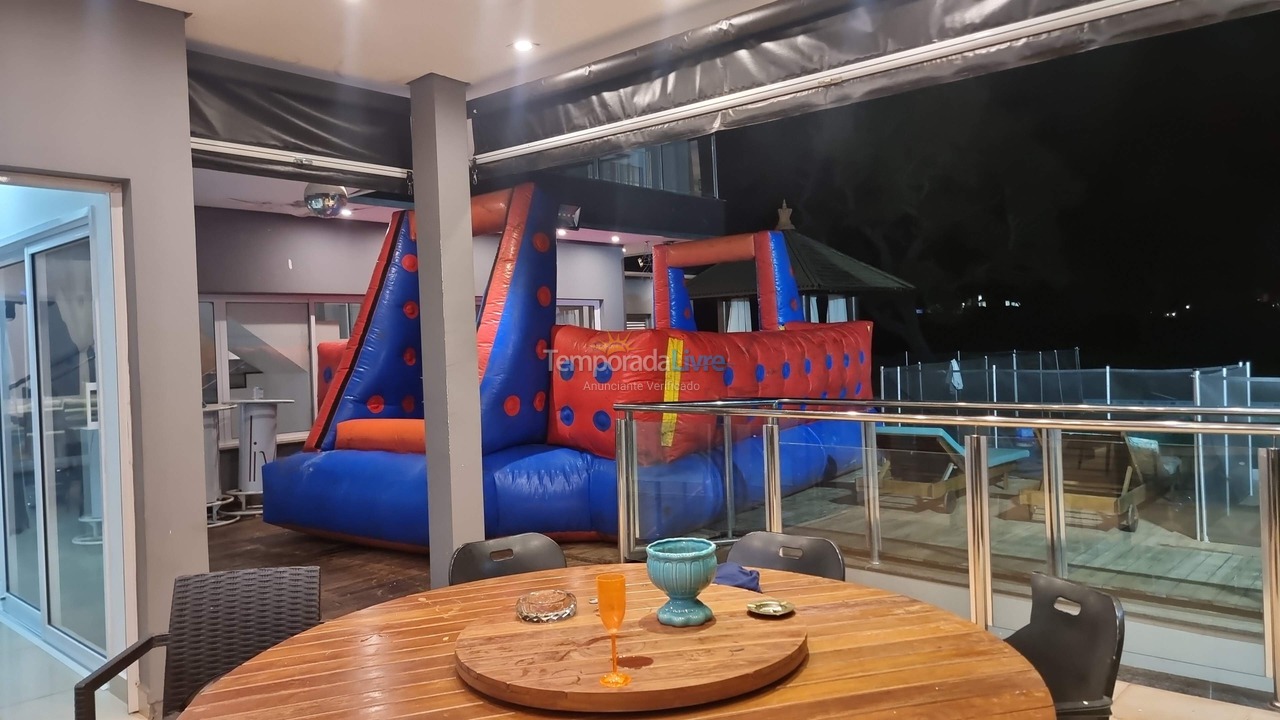 Casa para aluguel de temporada em Paranapanema (Riviera de Santa Cristina Xiii)